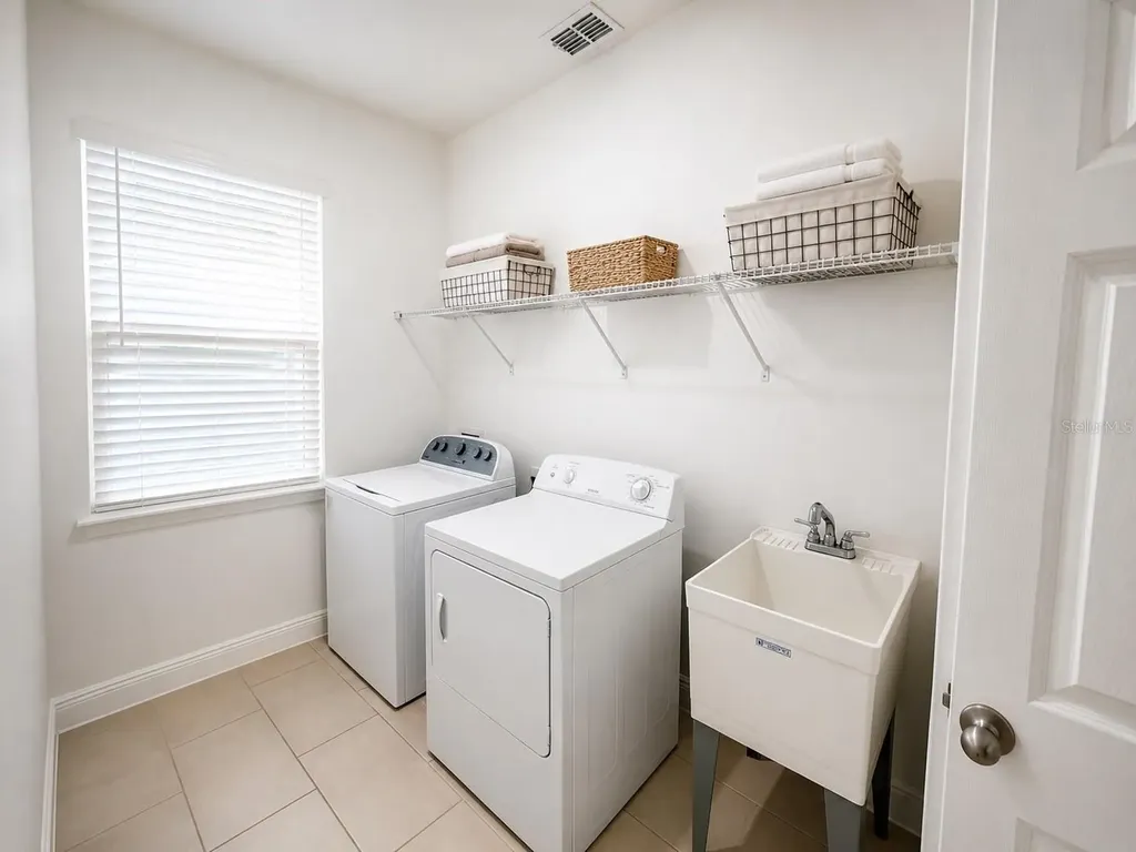 3156 Twin Shore Lane Orlando FL 32824