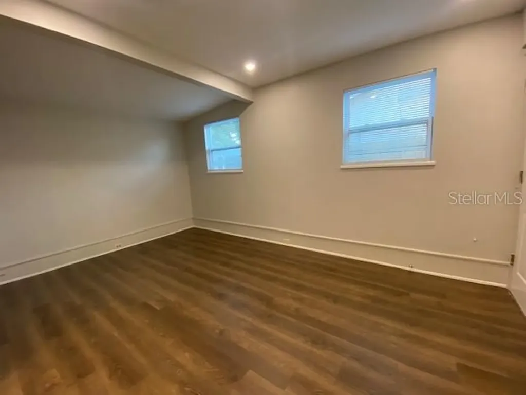 4665 Yarmouth Avenue S St Petersburg FL 33711