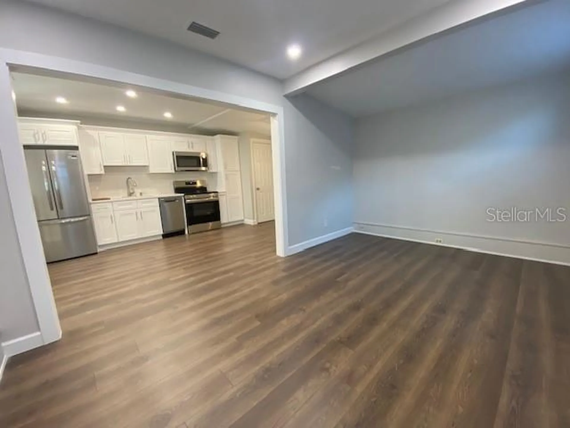 4665 Yarmouth Avenue S St Petersburg FL 33711