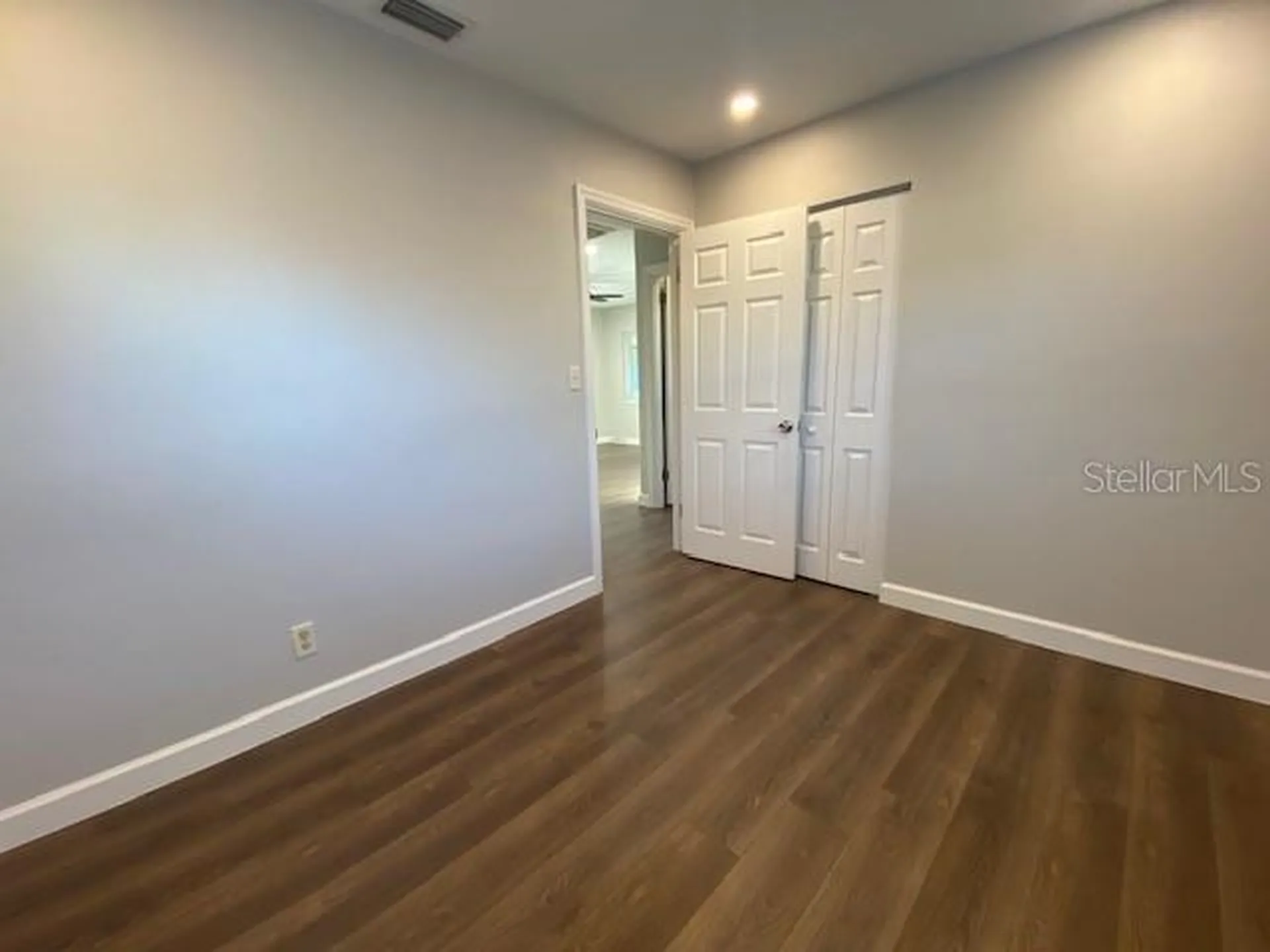 4665 Yarmouth Avenue S St Petersburg FL 33711