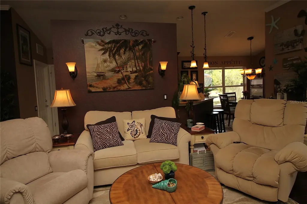 516 Lago Loop Davenport FL 33837