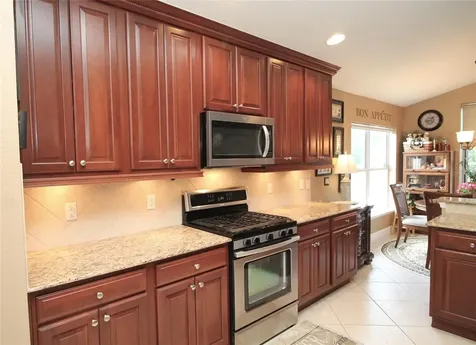 516 Lago Loop Davenport FL 33837