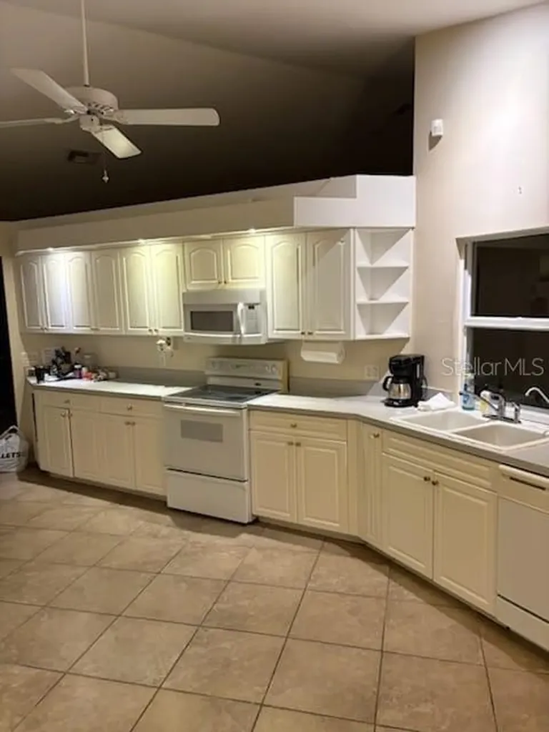 706 Canterbury Circle Lehigh Acres FL 33974