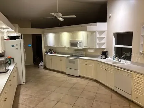 706 Canterbury Circle Lehigh Acres FL 33974
