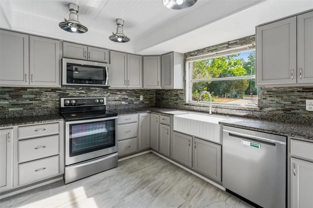 1606 NW 22nd Street Gainesville FL 32605