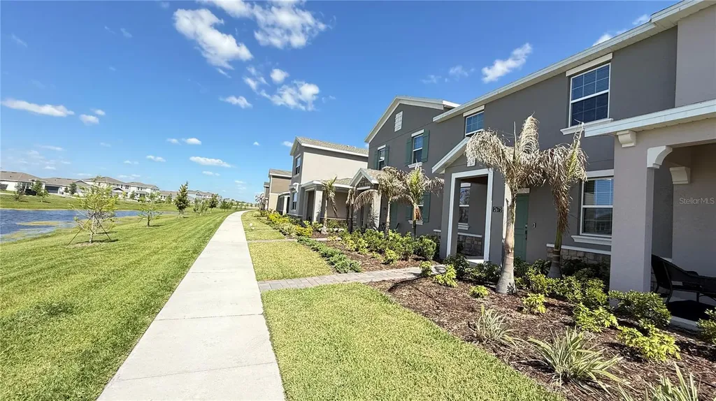 2675 Candied Apple Alley Kissimmee FL 34744