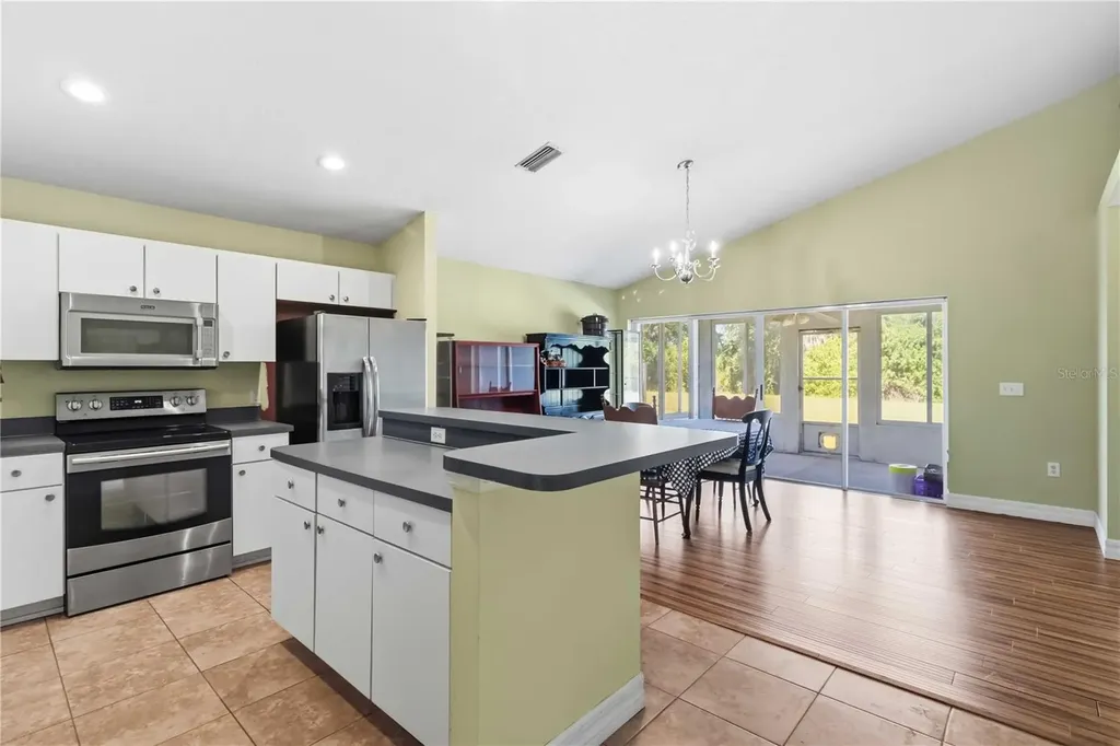 7211 48th Avenue E Palmetto FL 34221