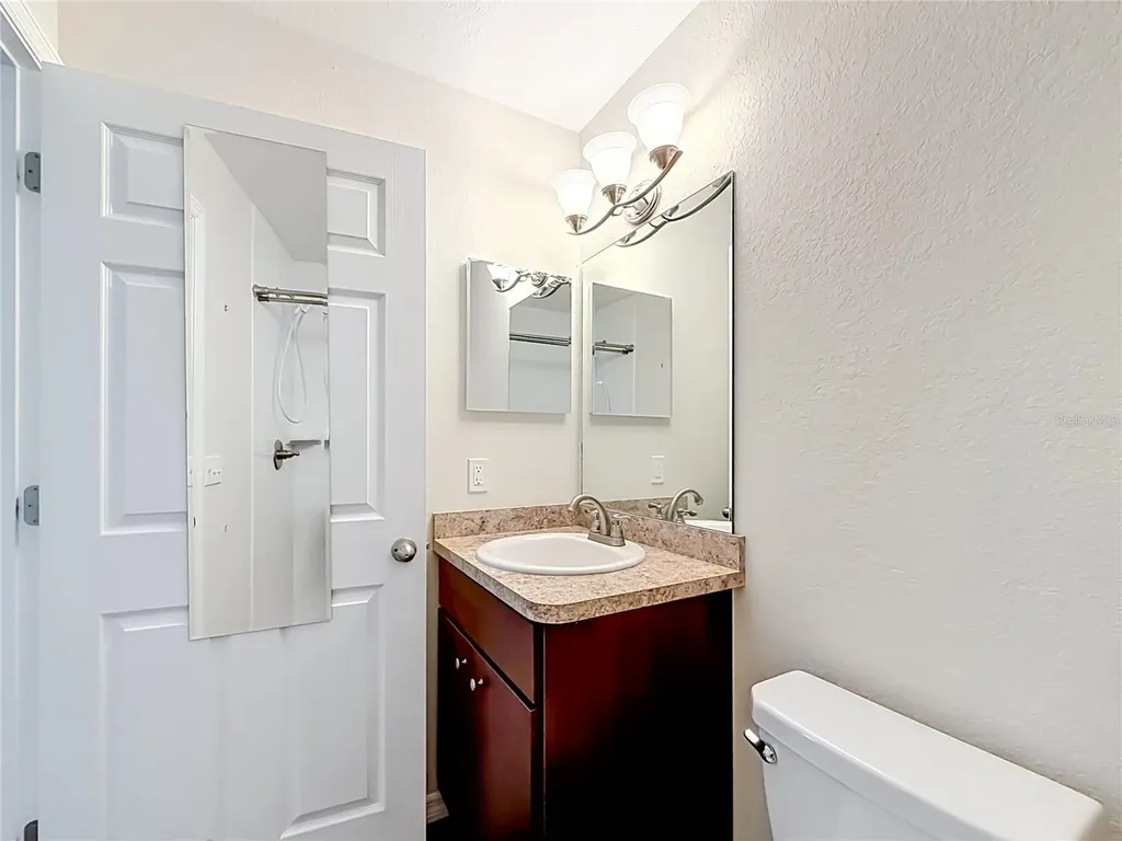 28 Pine Court Drive Ocala FL 34472