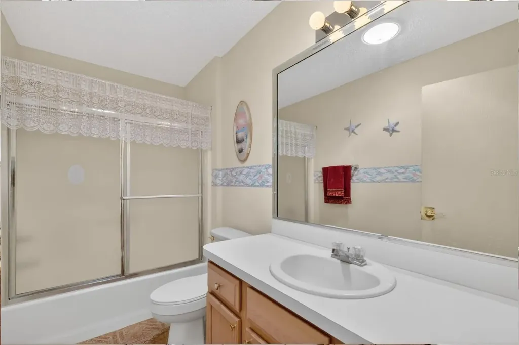 1806 Englewood Street The Villages FL 32162