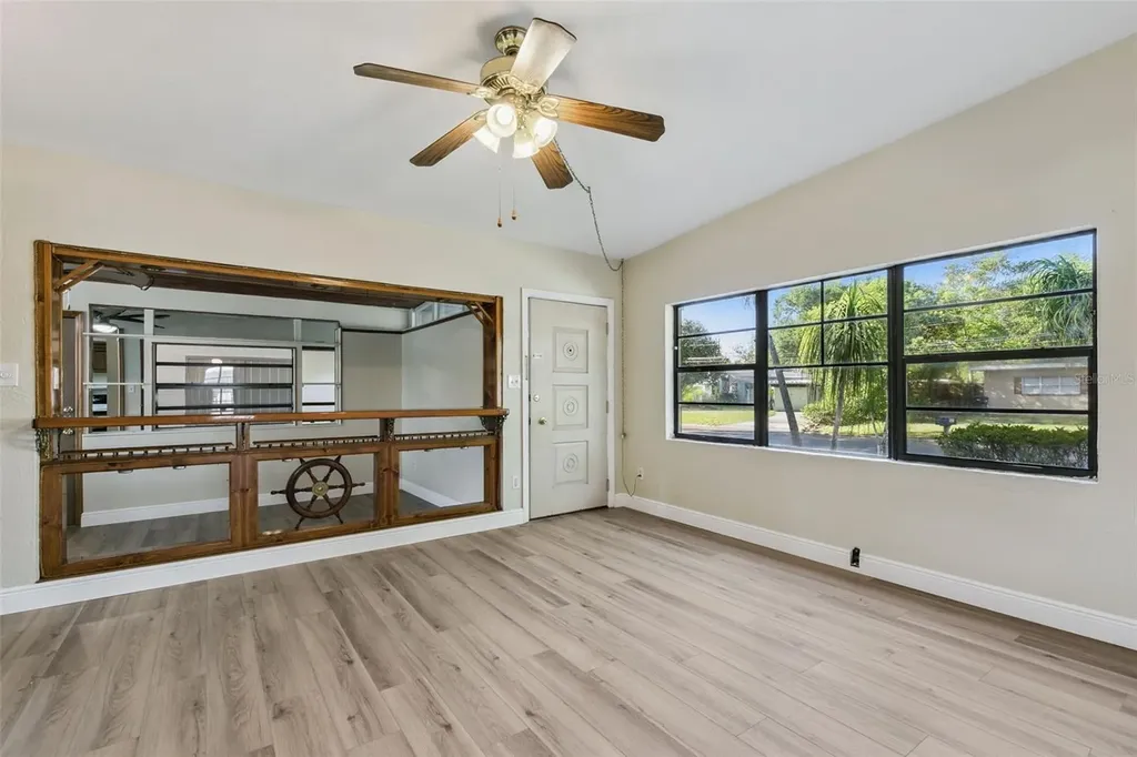 5873 Camellia Drive Orlando FL 32807