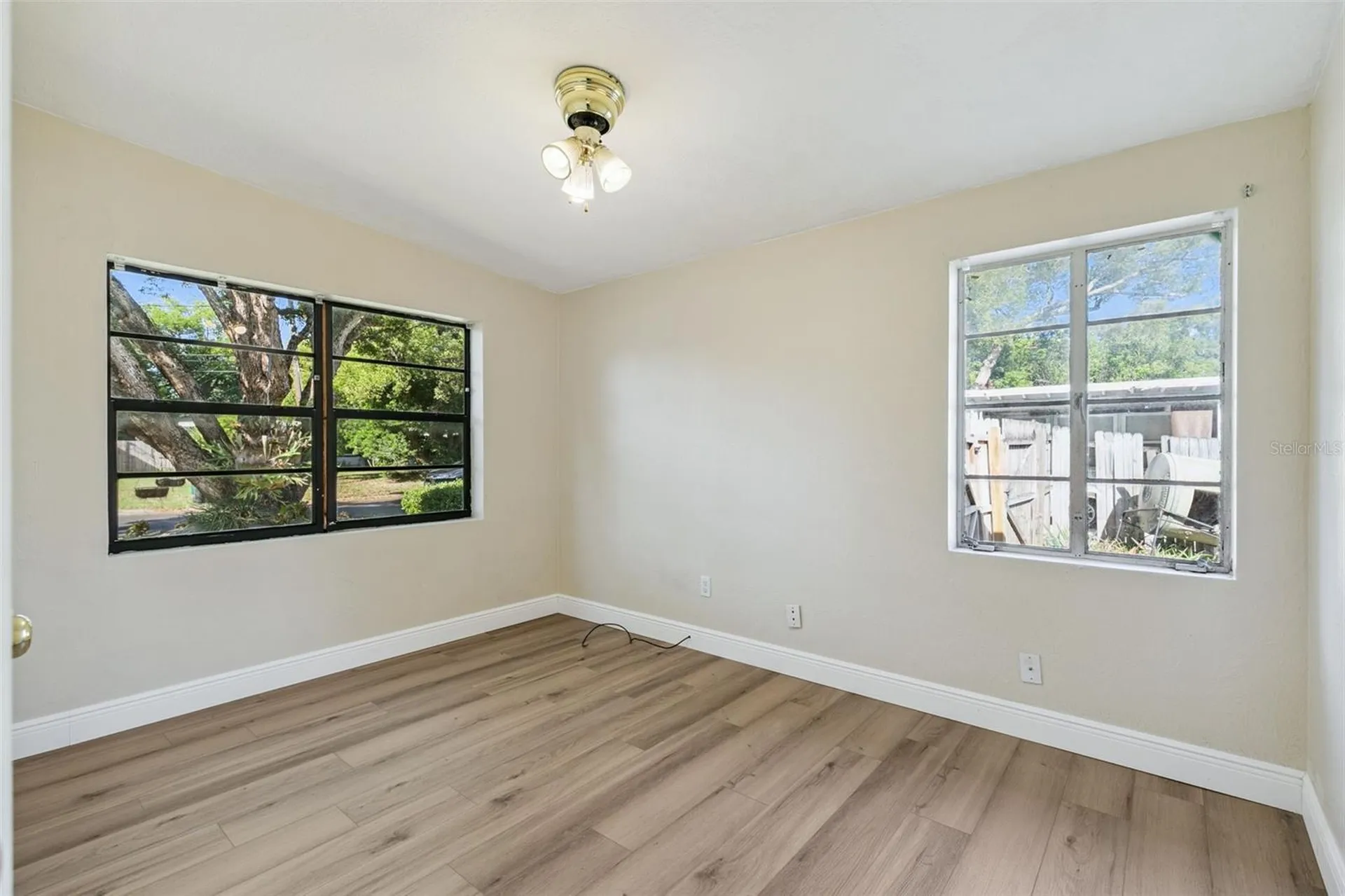 5873 Camellia Drive Orlando FL 32807