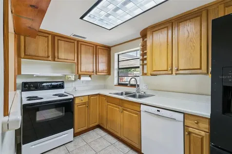 5873 Camellia Drive Orlando FL 32807