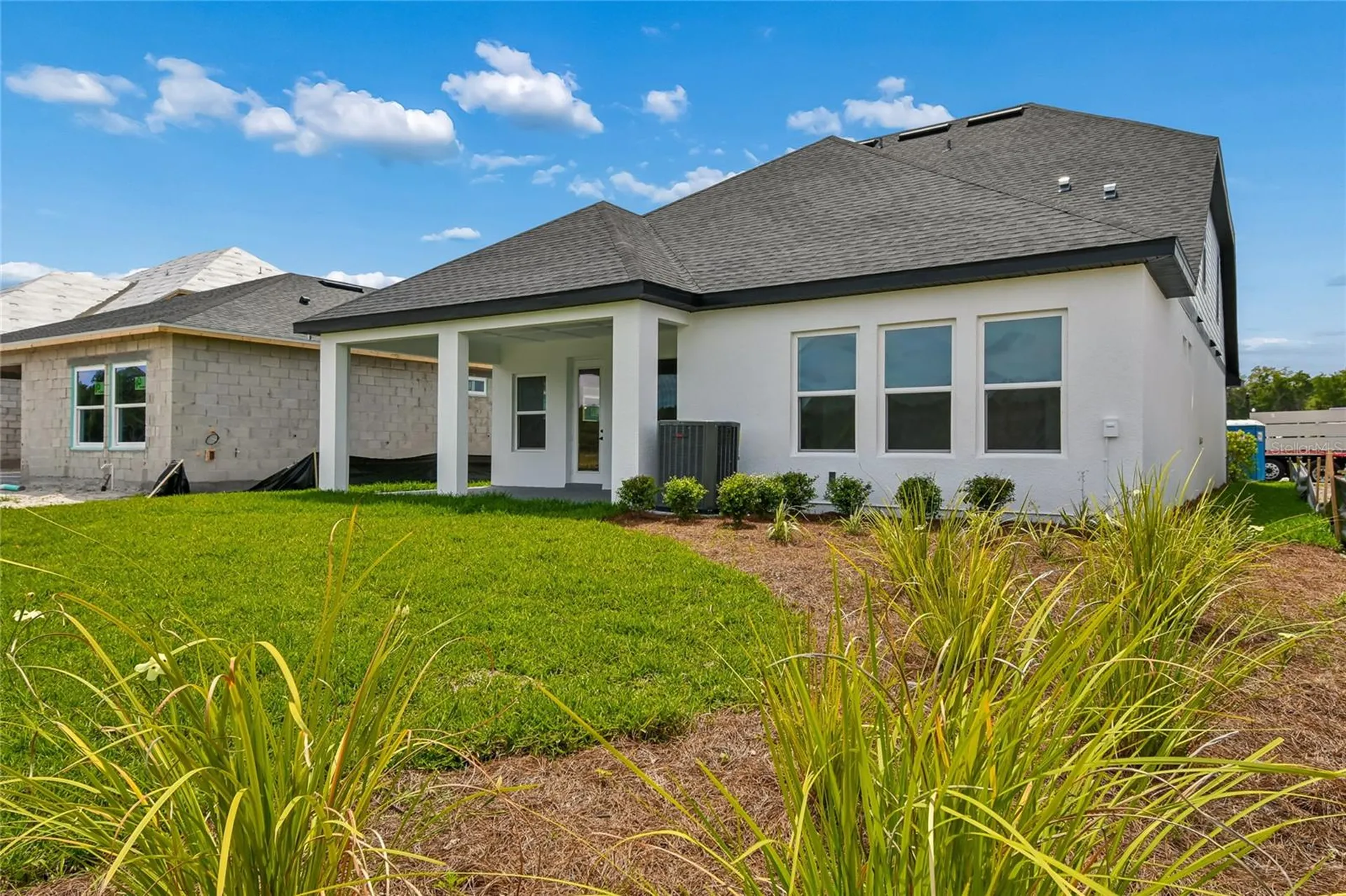 5693 Leaflet Trail Mount Dora FL 32757