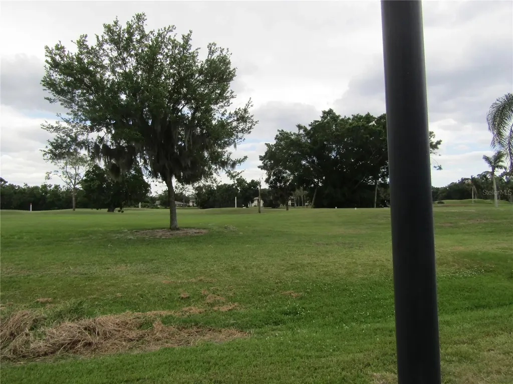 3553 Longmeadow Sarasota FL 34235
