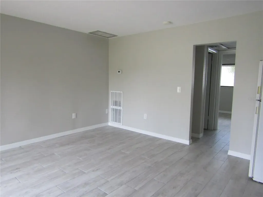 3553 Longmeadow Sarasota FL 34235