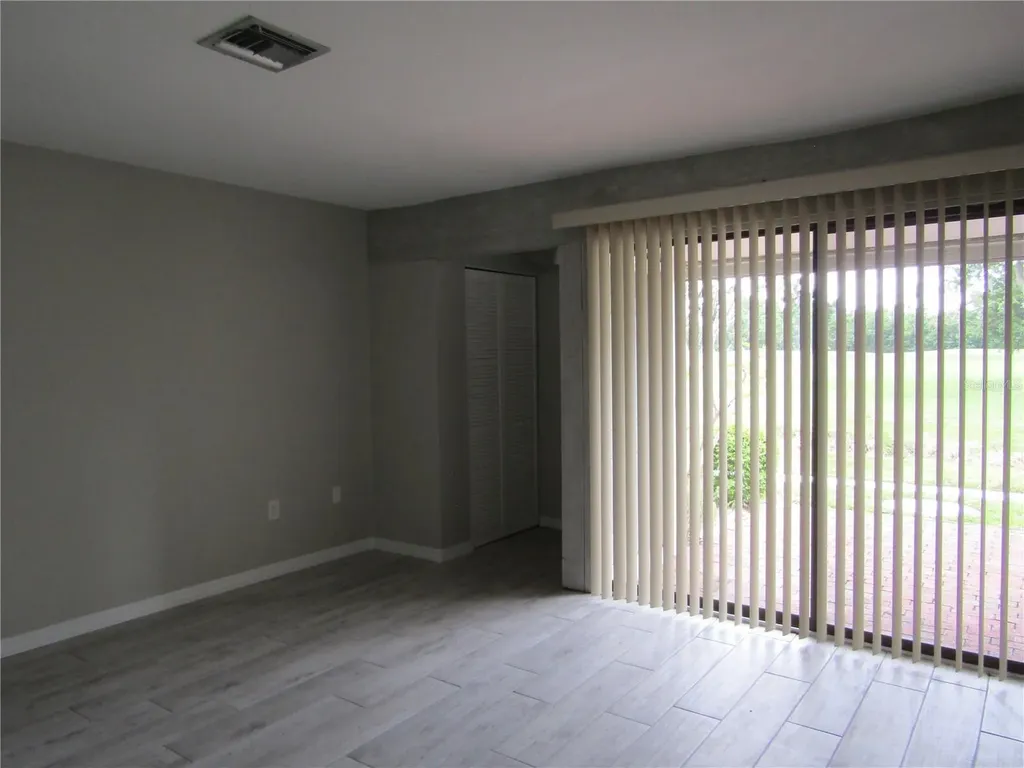 3553 Longmeadow Sarasota FL 34235