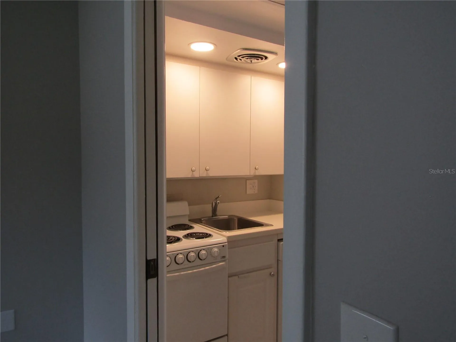 3553 Longmeadow Sarasota FL 34235