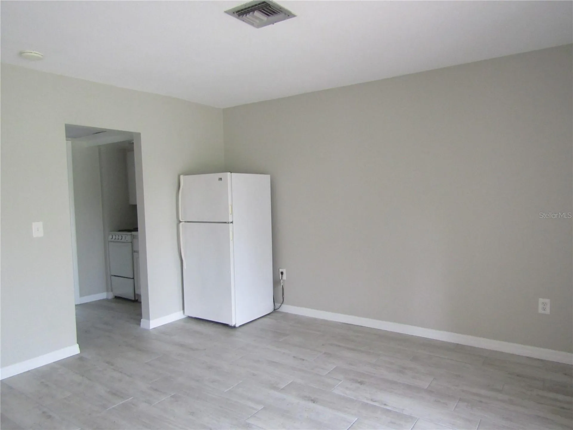3553 Longmeadow Sarasota FL 34235