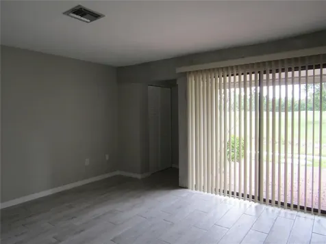 3553 Longmeadow Sarasota FL 34235
