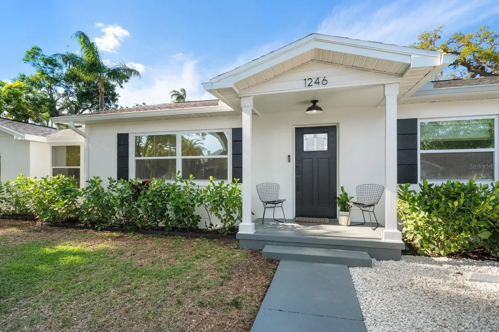 1246 Idlewild Drive Clearwater FL 33755