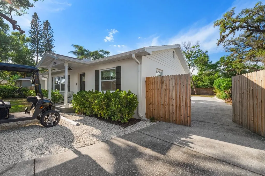 1246 Idlewild Drive Clearwater FL 33755
