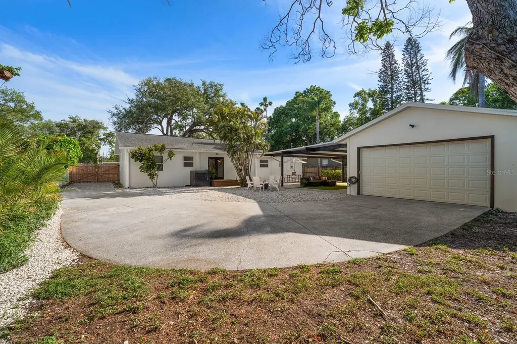 1246 Idlewild Drive Clearwater FL 33755