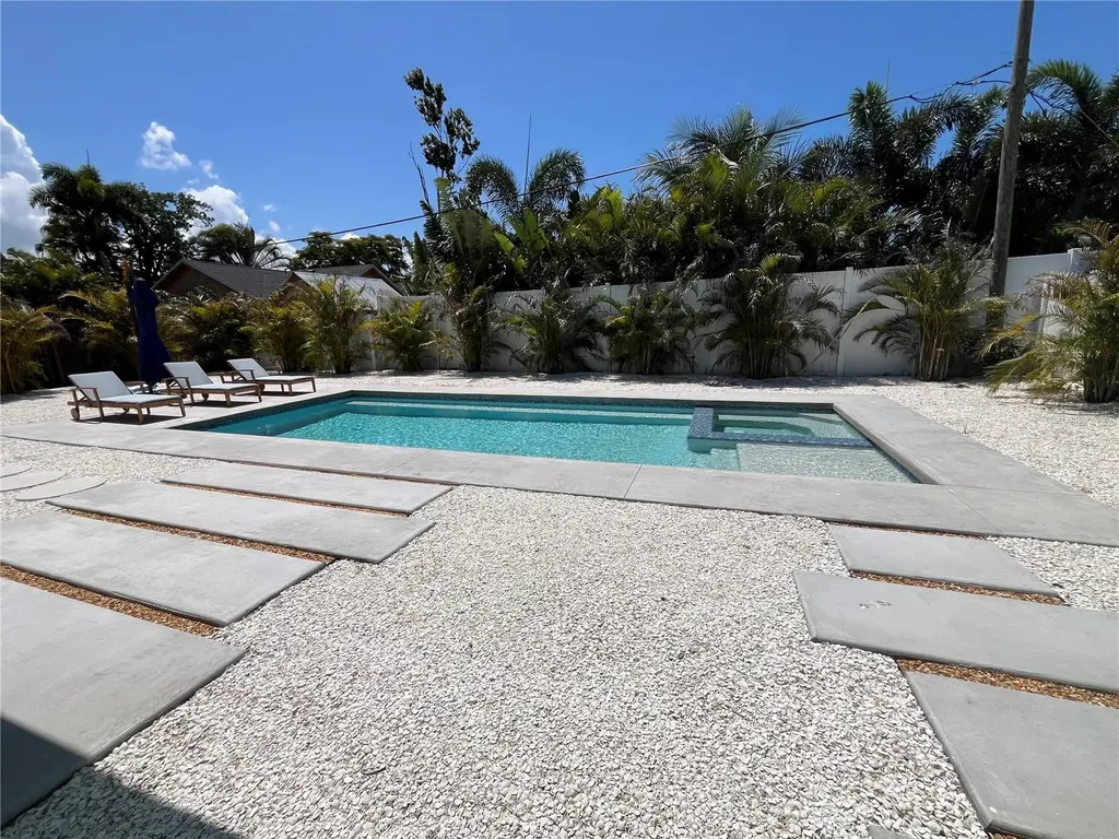 2306 Valencia Drive Sarasota FL 34239