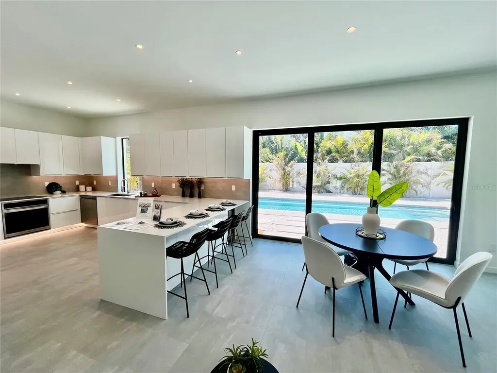 2306 Valencia Drive Sarasota FL 34239