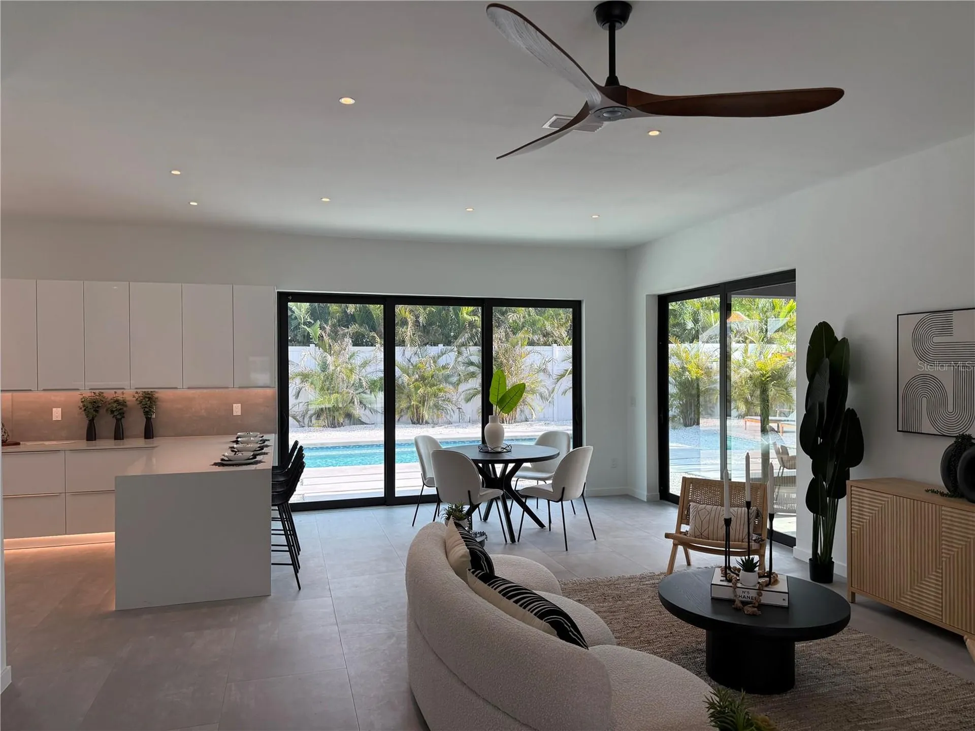 2306 Valencia Drive Sarasota FL 34239