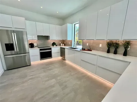 2306 Valencia Drive Sarasota FL 34239