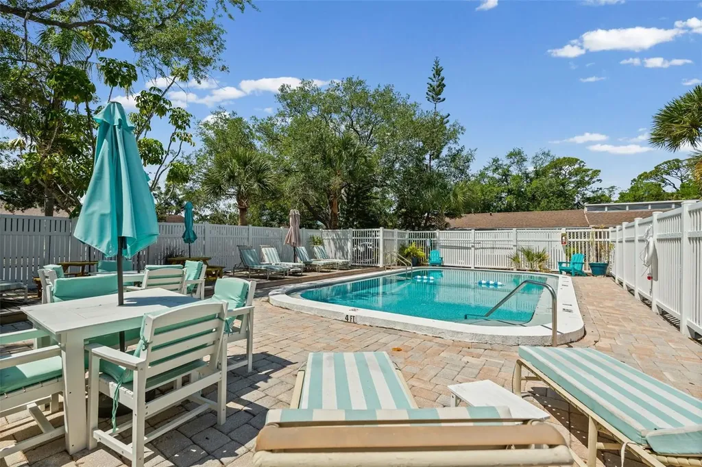500 N Jefferson Avenue Sarasota FL 34237