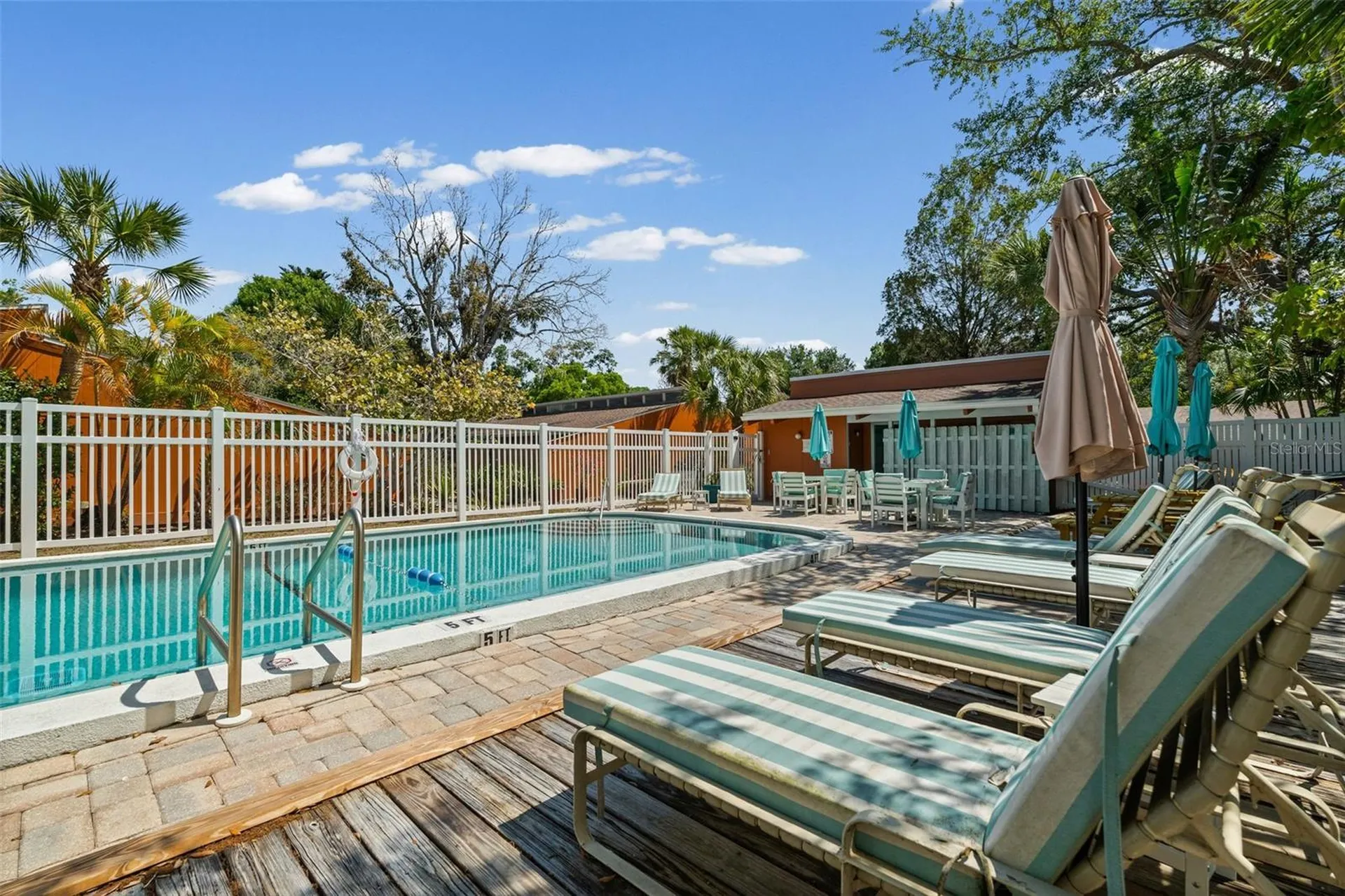 500 N Jefferson Avenue Sarasota FL 34237