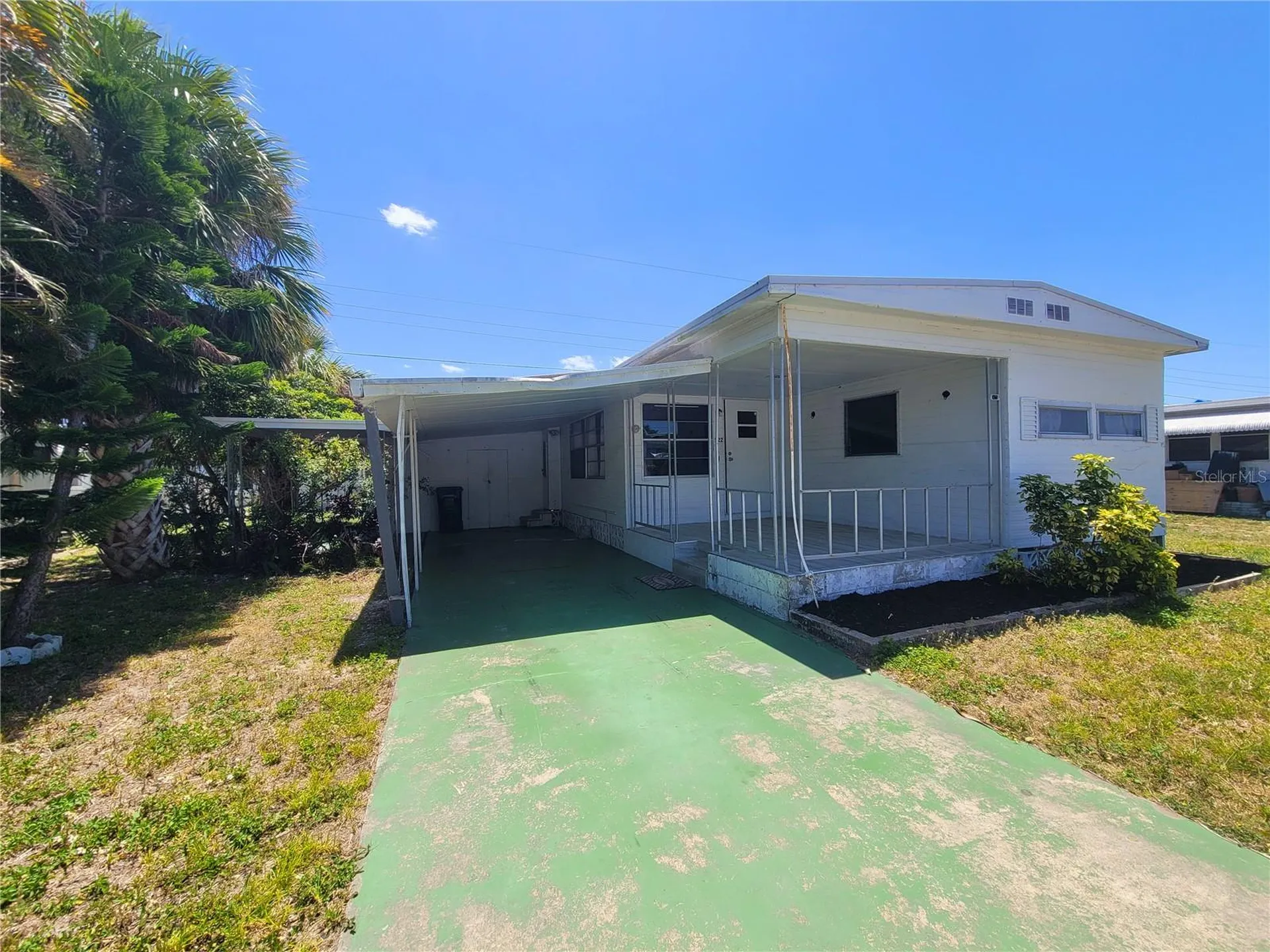 522 49th Avenue W Bradenton FL 34207
