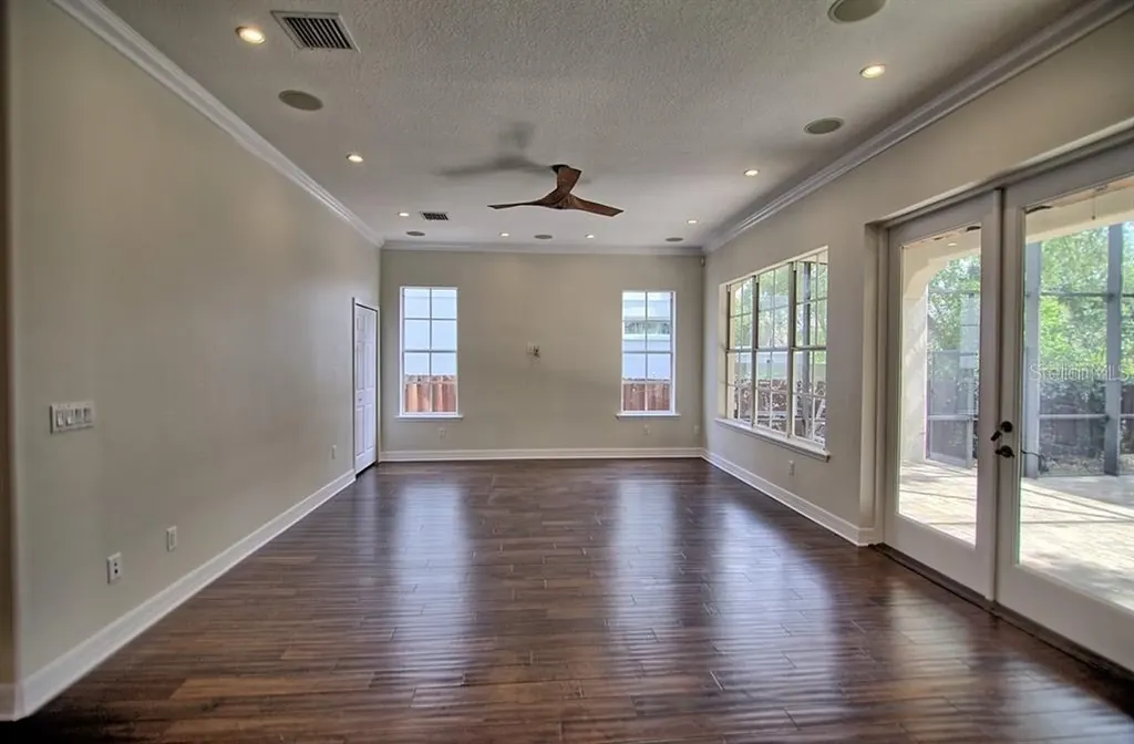 5908 S Switzer Avenue Tampa FL 33611