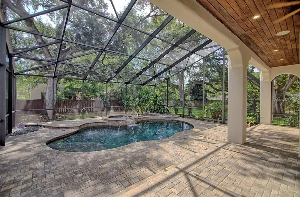 5908 S Switzer Avenue Tampa FL 33611