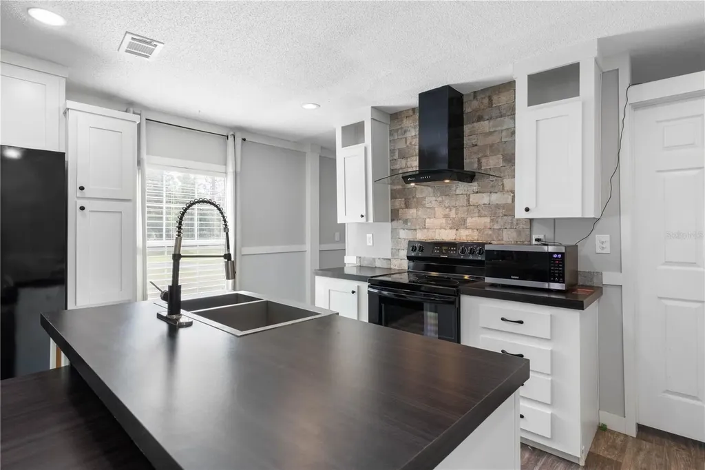 1688 Papaya Street Bunnell FL 32110