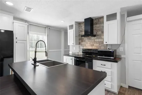 1688 Papaya Street Bunnell FL 32110