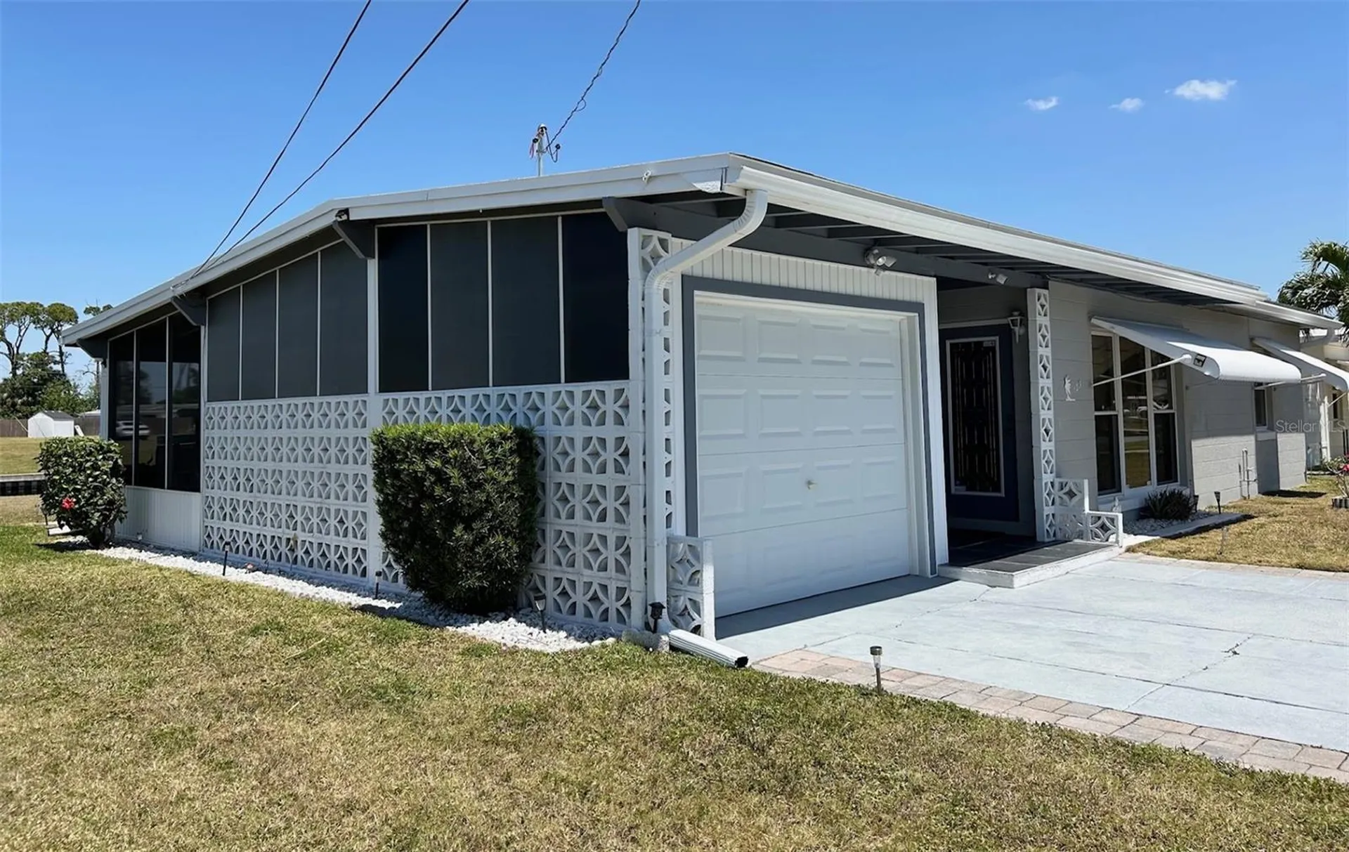 123 Poinsettia Circle NE Port Charlotte FL 33952