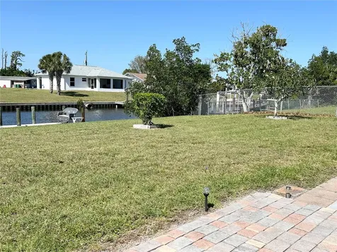 123 Poinsettia Circle NE Port Charlotte FL 33952