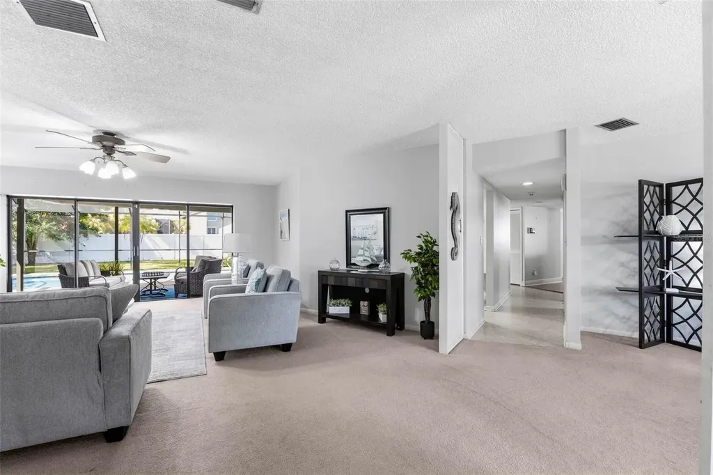 2952 Hadleigh Court Clearwater FL 33761