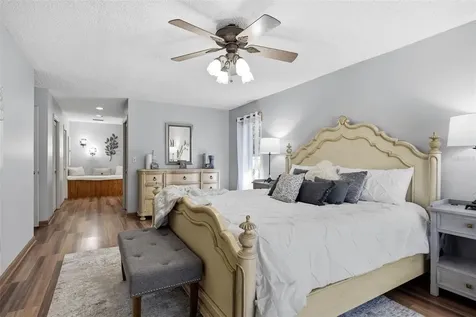2952 Hadleigh Court Clearwater FL 33761