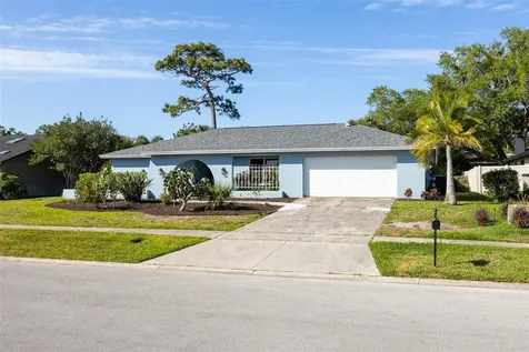2952 Hadleigh Court Clearwater FL 33761