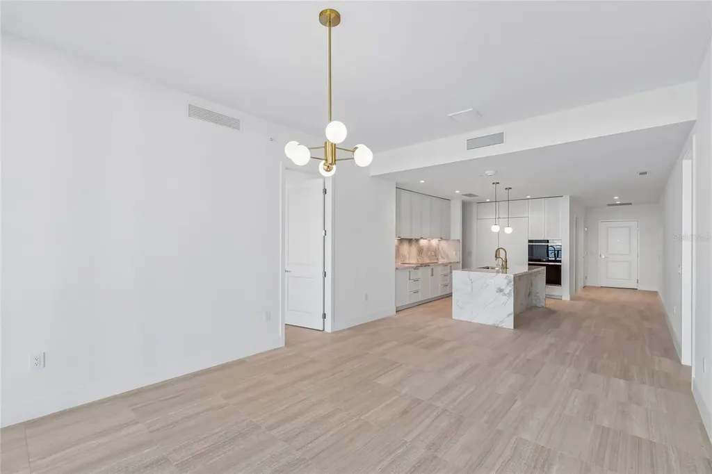 3015 S Ysabella Avenue Tampa FL 33629