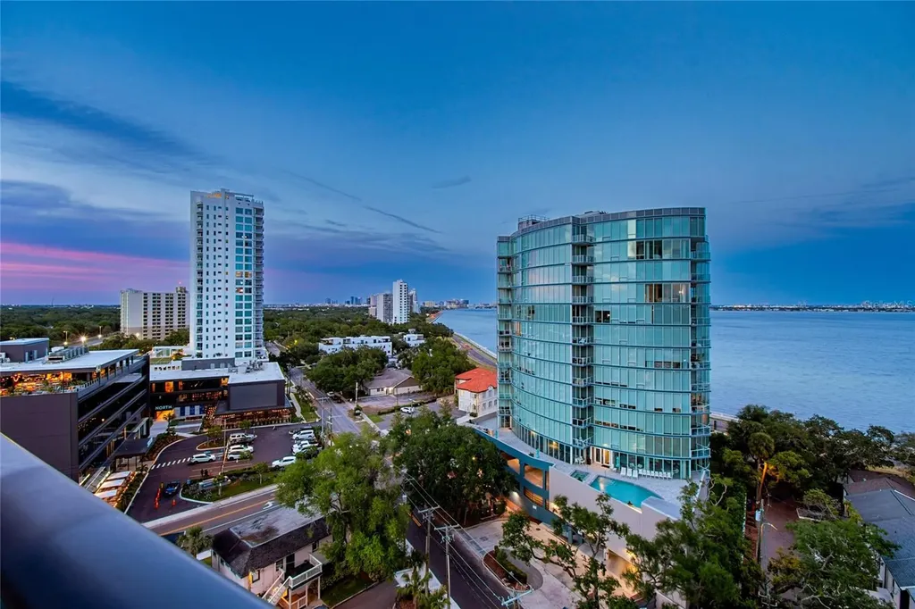 3015 S Ysabella Avenue Tampa FL 33629