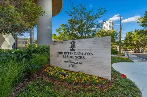 3015 S Ysabella Avenue Tampa FL 33629