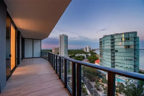 3015 S Ysabella Avenue Tampa FL 33629