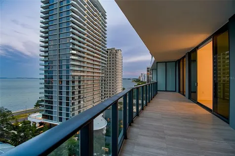 3015 S Ysabella Avenue Tampa FL 33629