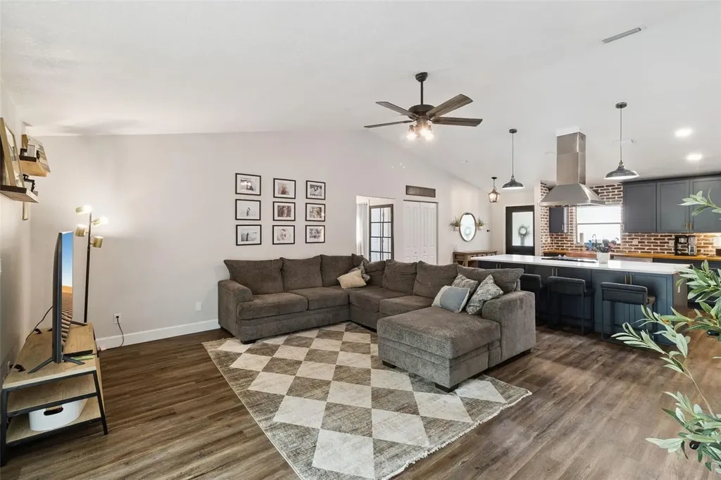 2420 E Friday Circle Cocoa FL 32926