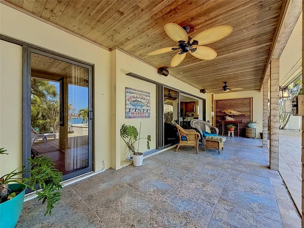 2162 W Vina Del Mar Boulevard St Pete Beach FL 33706