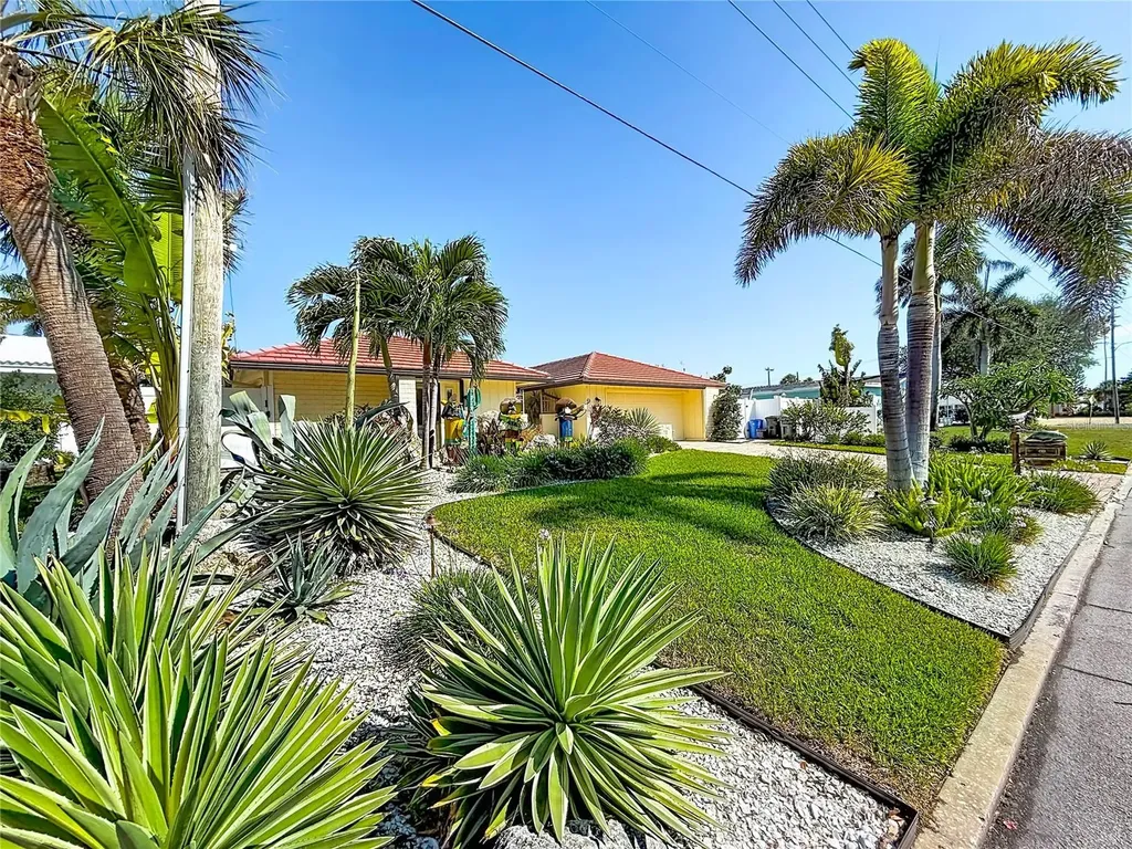 2162 W Vina Del Mar Boulevard St Pete Beach FL 33706